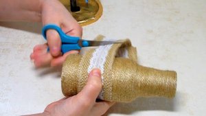Ваза для цветов из джута. Самый простой способ изготовления.