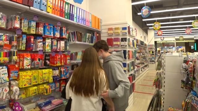 Приехала Алина ?| У нас начались каникулы ? | Купили вкусные бургеры | Your Name смотреть онлайн