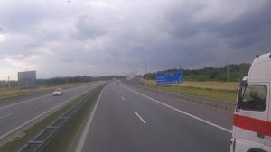 Двухэтажный автобус. Обзор со второго этажа гораздо лучше))