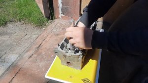 Замена направляющих втулок  клапанов на Пассате б3