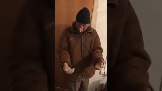 Отморозил руки