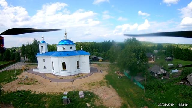 Церковь Успения Пресвятой Богородицы с высоты смотреть онлайн