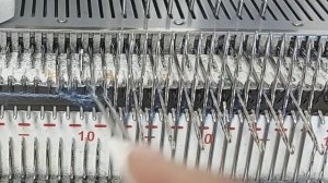 Подготовка к вязаному пиджаку Джинс