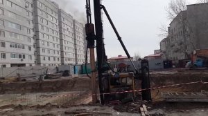 Забивка свай. С чего начинают строить дома.