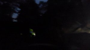 Много пожарных тушат пожар горит сарай