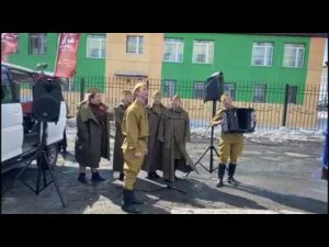 Концерты для ветеранов провела в Анадыре "фронтовая бригада"