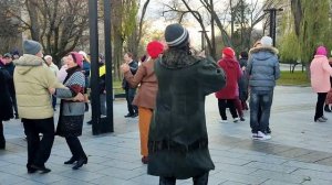 ЗАЦЕЛУЙ МЕНЯ, ЗАКРУЖИ! ТАНЦЫ ХАРЬКОВ УКРАИНА НОЯБРЬ 2023 #kharkiv #dance