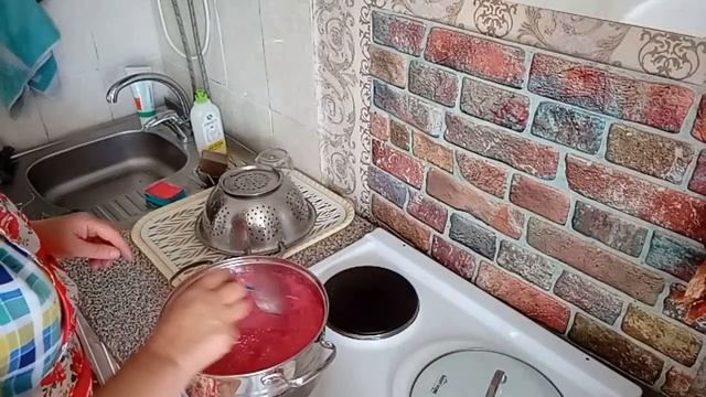 Освежили ботву // Вкусное желе из красной смородины // Зачем выбрасывать // Переделала сто дел / смотреть онлайн