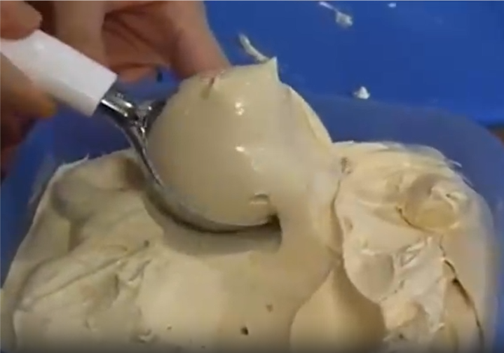 мороженое карамельное