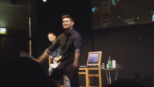 Дженсен Эклз танцует | Jensen Ackles dances