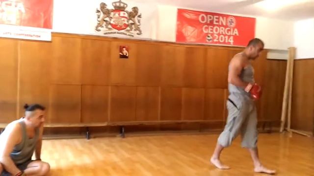 Спарринг ПОД стопом / MMA смотреть онлайн