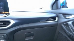 Chevrolet Tracker (2022) - новый недорогой кроссовер с хорошим уровнем оснащения. Обзор
