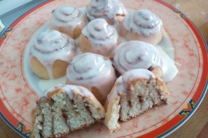 Печем булочки с корицей А-ля Синнабон на кефире.mp4