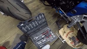 Чистим и натягиваем цепь  Bandit 650