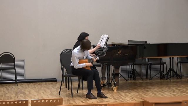 С. Василенко. Романс, Мексиканская серенада и Вальс из Сюиты для балалайки и фортепиано смотреть онлайн