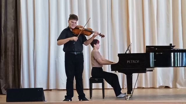 А. Казадезюс  Концерт для альта с оркестром до минор в стиле И. Х. Баха, 2 и 3 части смотреть онлайн