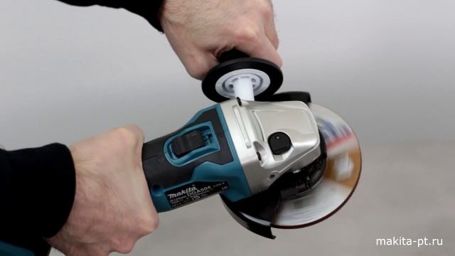 Makita DGA504Z/RF/RME 3 комплектации УШМ от Макита | Обзор, комплектация, характеристики смотреть онлайн