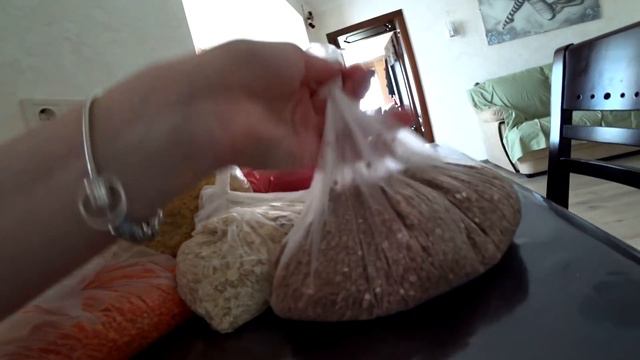 VLOG Николаев Украина/Что можно купить на рынке на 400 гривен или на 1000 рублей. День на рынке.