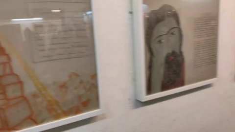 Человек Арт-Объект Алла Зиневич.Марина Азизян. МАЛЕНЬКАЯ ВЫСТАВКА. арт центр Борей.