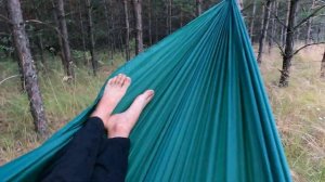 Как спать в лесу без палатки? Мой отзыв о ночёвке в гамаке на природе