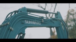 Мини-экскаватор с навесом SUNWARD SWE18UF