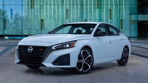 Nissan Altima - 2023