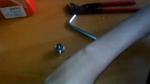 Смеситель на ванную, замена резиночек на переключателе душа .