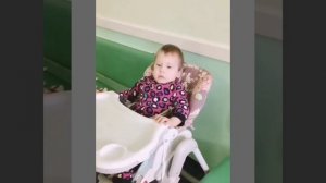 РЕБЕНКА ПРИВЯЗАЛИ КОЛГОТКАМИ К СТУЛЬЧИКУ В ДЕТСКОЙ ИНФЕКЦИОННОЙ БОЛЬНИЦЕ САНКТ-ПЕТЕРБУРГА