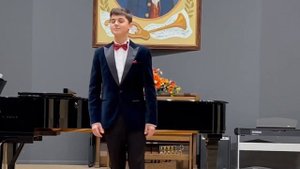 Понти Илья, 9К, номинация Вокал, сольное академическое пение, воспитатель Родненко Ю А