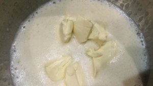 Грушевый пирог с грецкими орехами