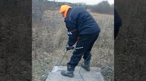 Как самому снести старый деревянный дом.