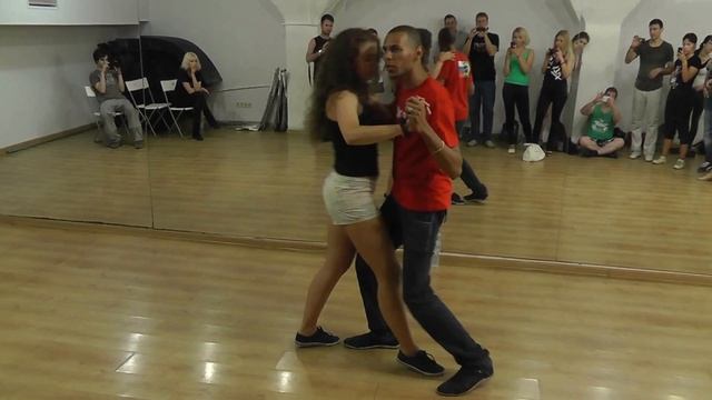 Moscow Zouk Congress 2013 - Jammy Marques - Zouk with Contra Tempo Steps смотреть онлайн