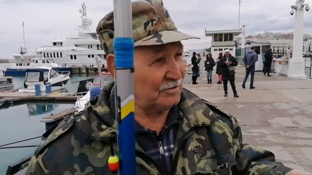 Сочинский рыбак о "серебряной" воде у себя на даче