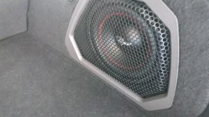 Короб стелс Haval F7 / F7X с динамиком Challenger OPUS SD-250BX