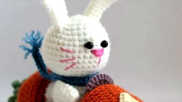 Заяц на морковкомобиле амигуруми. смотреть онлайн