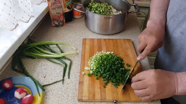 Самая вкусная окрошка (на сладком квасе)