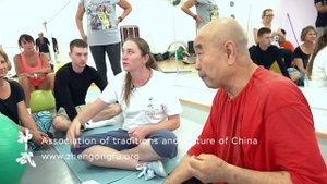 Древнее упражнение "Восемь кусков парчи" для здоровья. Му Юйчунь.