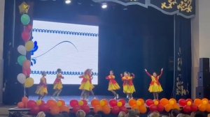 Хореографический коллектив "Рябинушка". Русский танец "Завиток" стилизация.