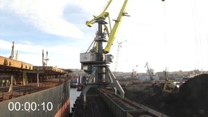 Проведение испытаний портального крана "АИСТ", серия № 2003044 в ММТП