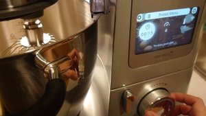 Make Pineapple cake with Kenwood Cooking Chef XL KCL95.004SI