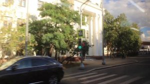 По улицам Вильгельма Пика и Сергея Эйзенштейна - едем на 428 автобусе на ВДНХ