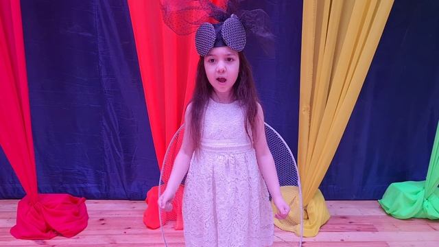 Александра Макарян - Стрекоза и муравей И. Крылов