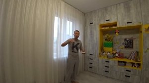 Квадрокоптер SYMA X23w . Запускаем маленький квадрокоптер детский . Обзор квадрокоптера