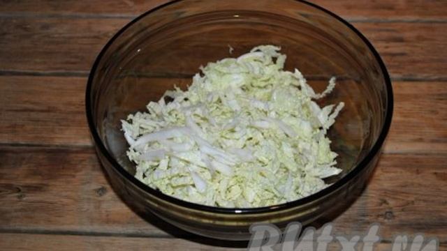 Салат из пекинской капусты и болгарского перца