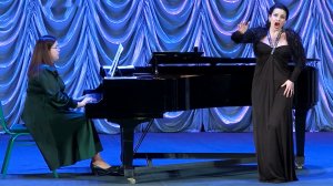 «Вечер дружбы» в Театре оперы и балета имени Садриддина Айни