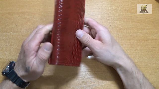 Женский кошелек из "кожи крокодила" смотреть онлайн