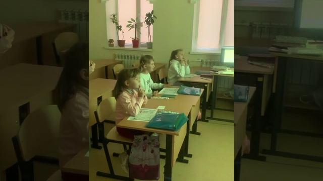 Кружок английского языка у дошкольников.