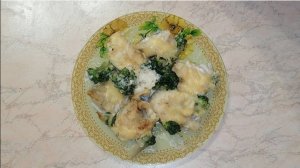Рыба с брокколи в сырном соусе