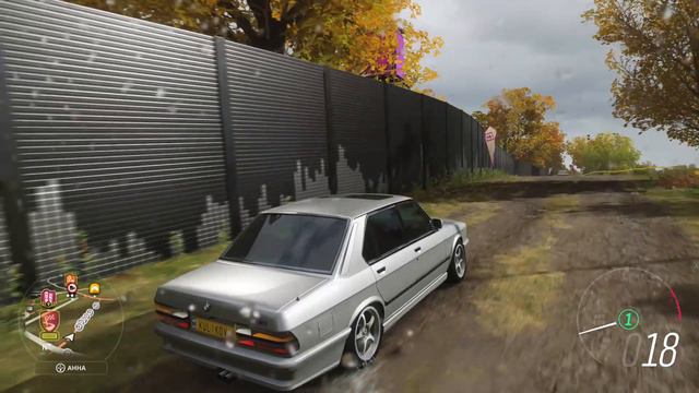 Forza Horizon 4 BMW M5 1988г смотреть онлайн