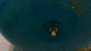 Какое давление накачивать в гидробак, гидроакуммулятор  насосной станции?